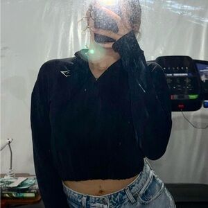 Gymshark Black Cropped Hoodie